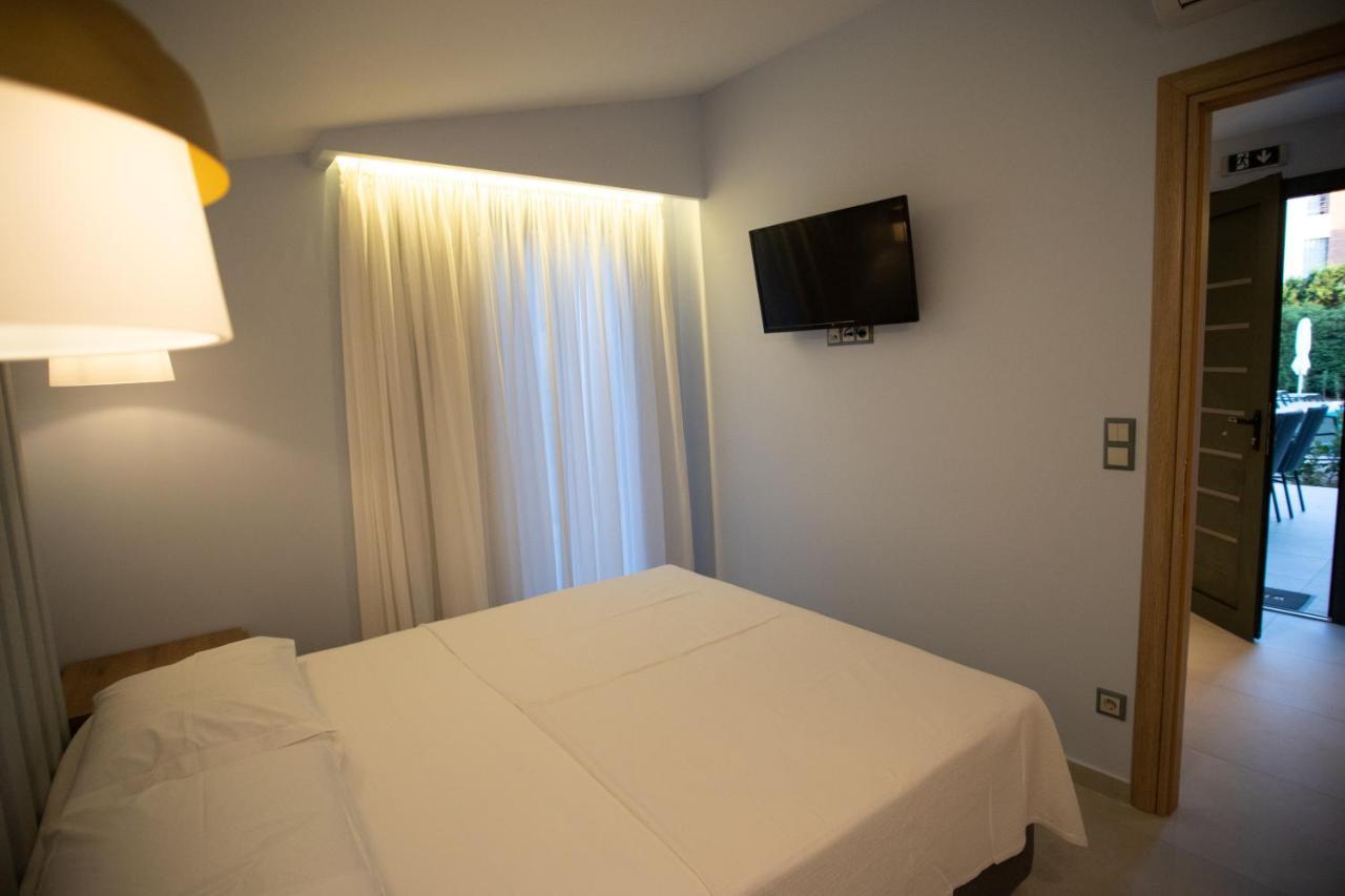 8 Boutique Suites Nea Poteidaia Luaran gambar