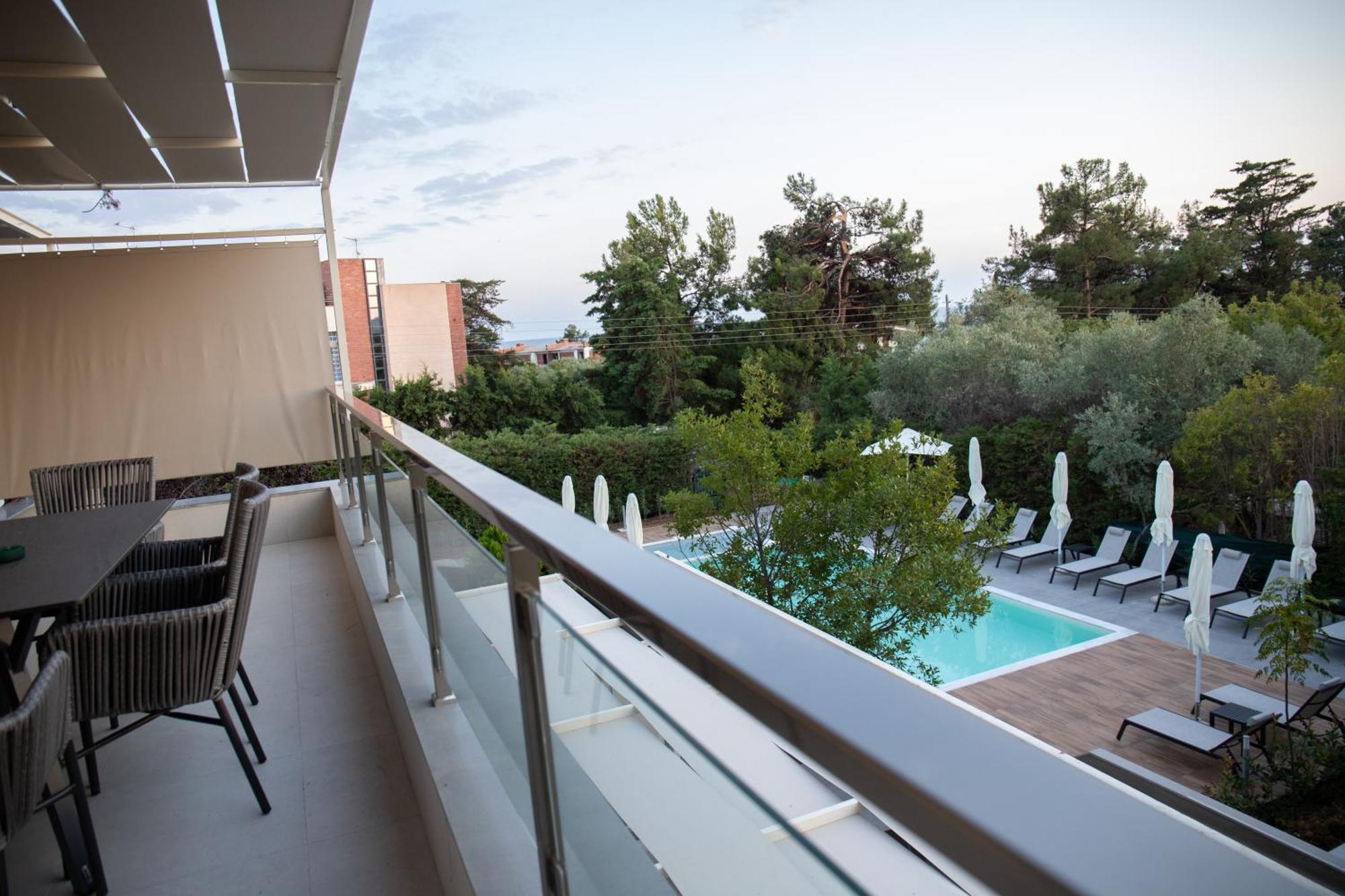 8 Boutique Suites Nea Poteidaia Luaran gambar