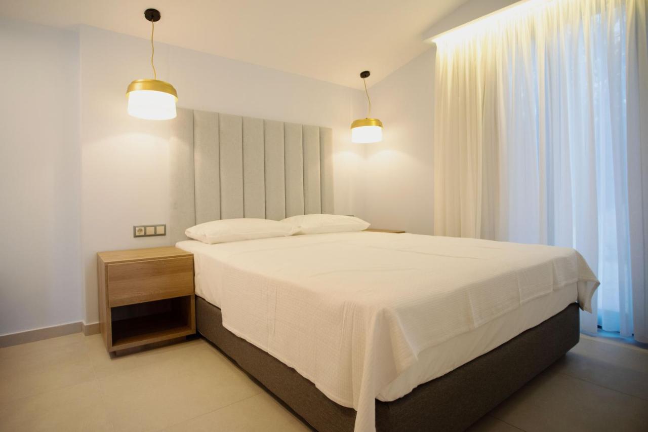 8 Boutique Suites Nea Poteidaia Luaran gambar