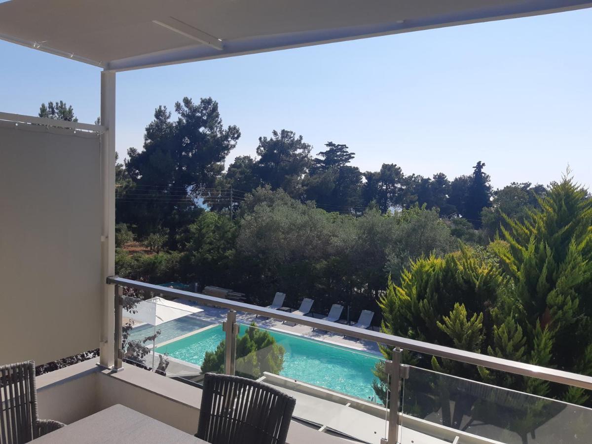 8 Boutique Suites Nea Poteidaia Luaran gambar