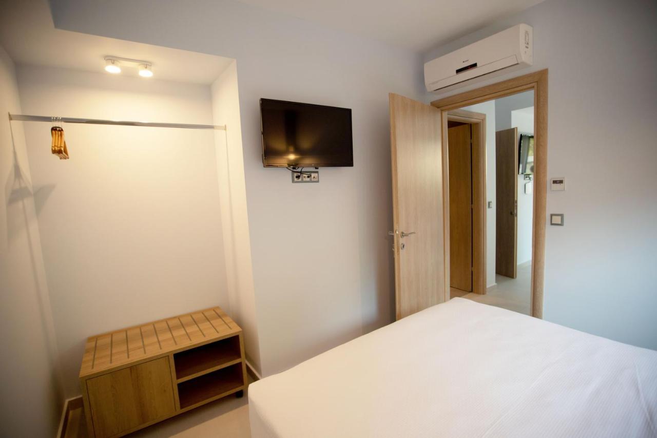 8 Boutique Suites Nea Poteidaia Luaran gambar