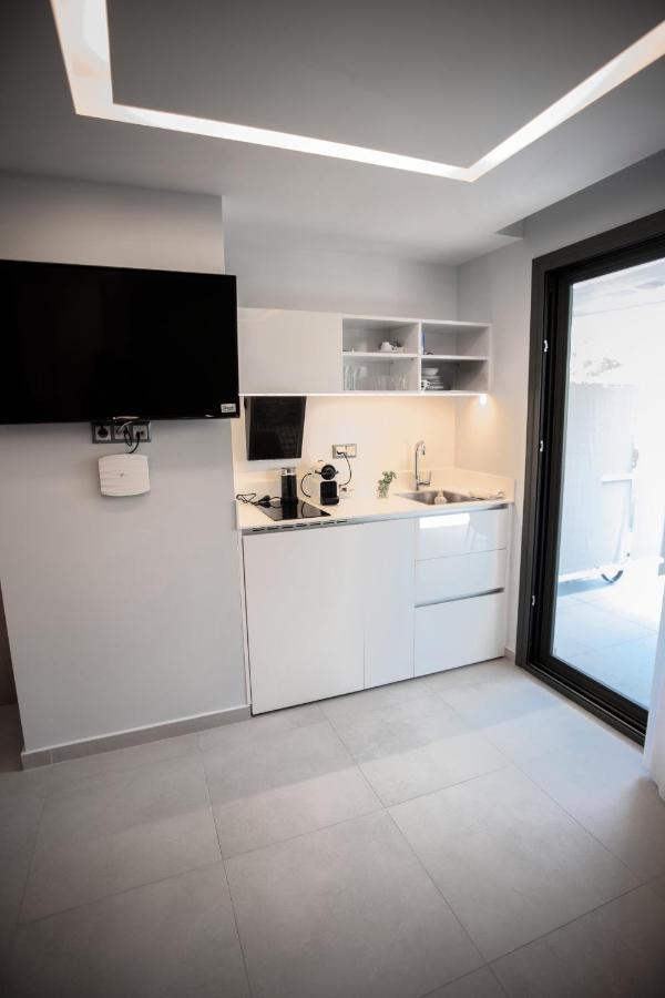 8 Boutique Suites Nea Poteidaia Luaran gambar