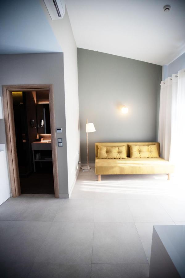 8 Boutique Suites Nea Poteidaia Luaran gambar